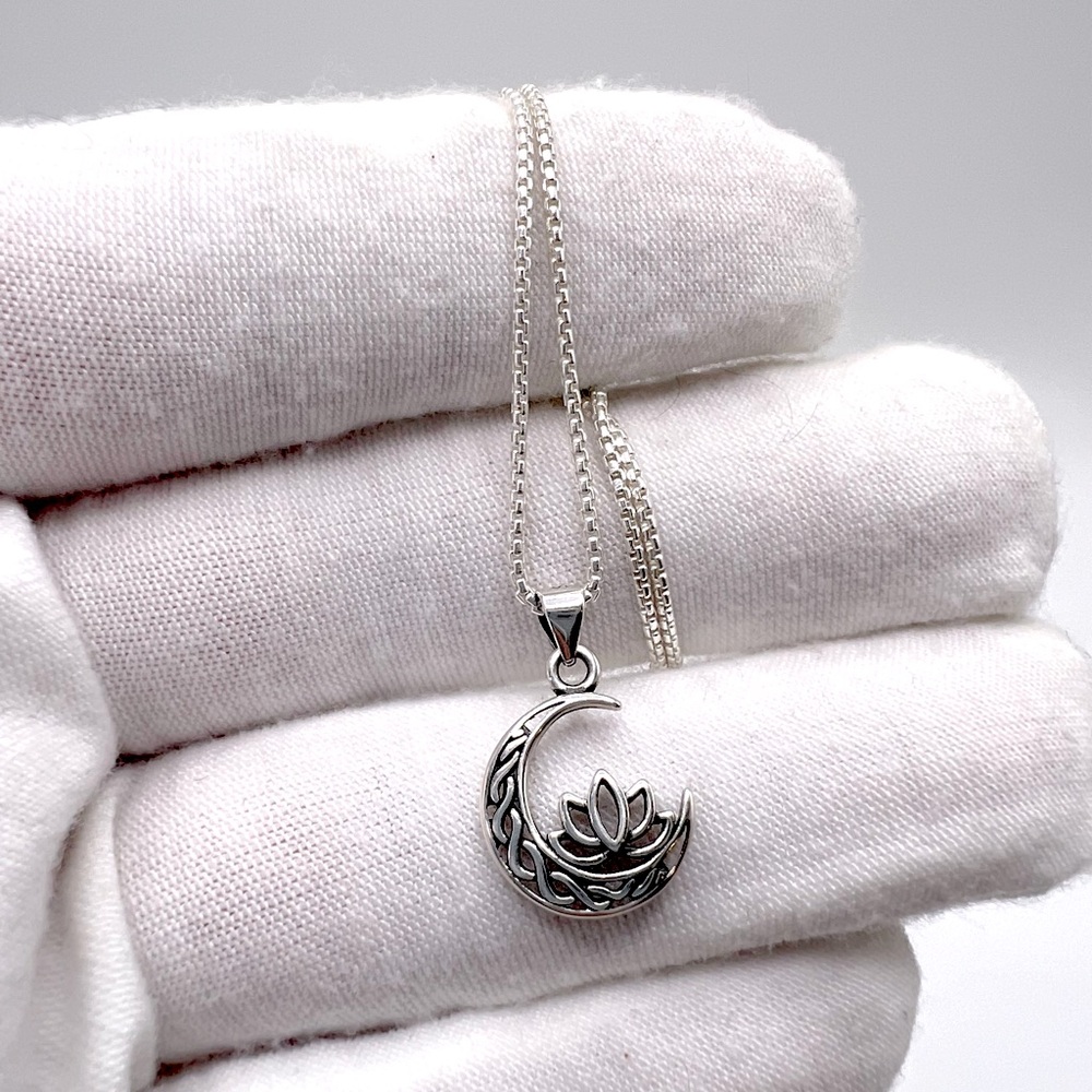 .925 Sterling Silver Moon and Lotus Flower Necklace - Picture 1 of 16